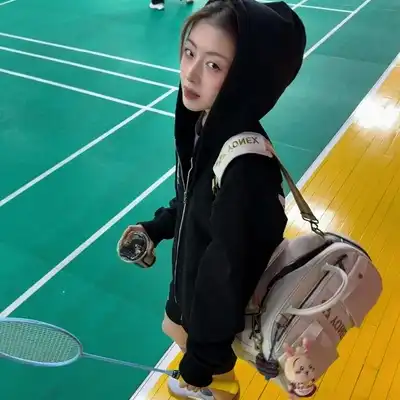 余晨悦